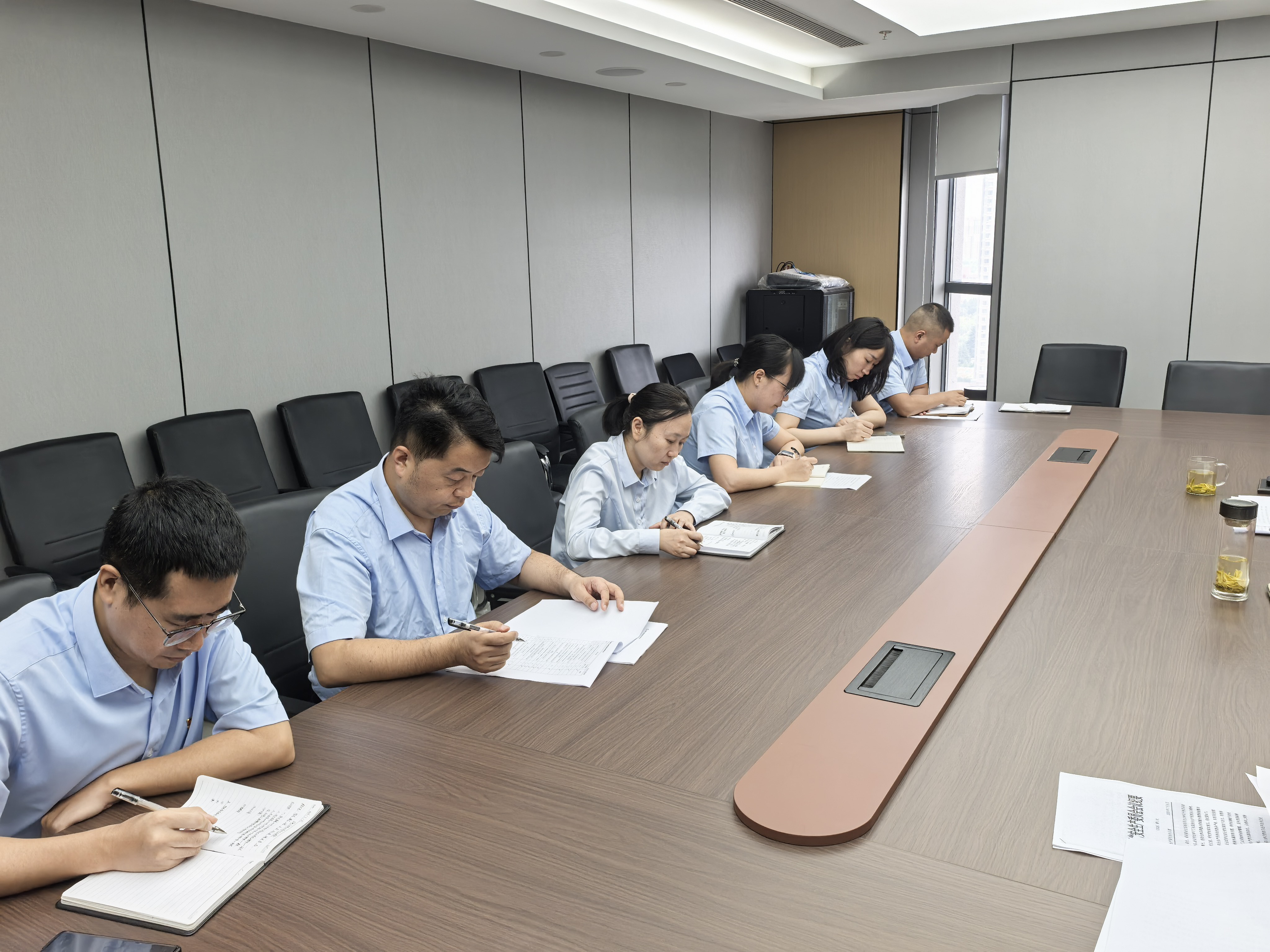 监理公司召开2026年上半年经济运行分析会